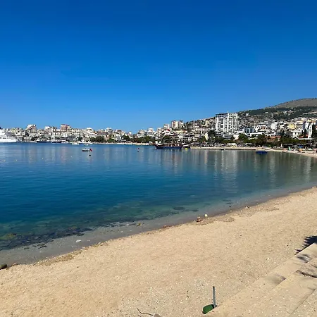 Sea View And Central, Sleeps 5 Sarandë