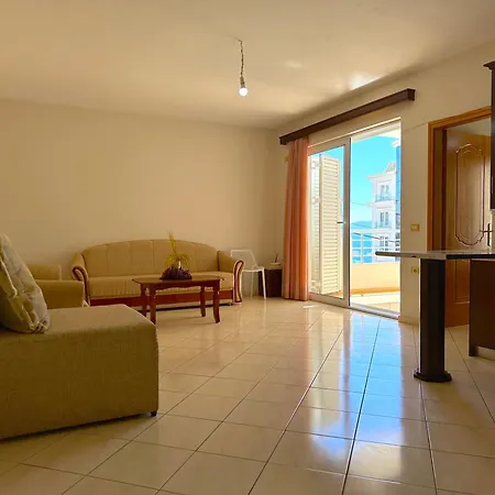 Appartamento Sea View And Central, Sleeps 5 Sarandë