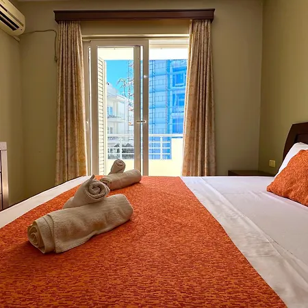 Sea View And Central, Sleeps 5 * Sarandë